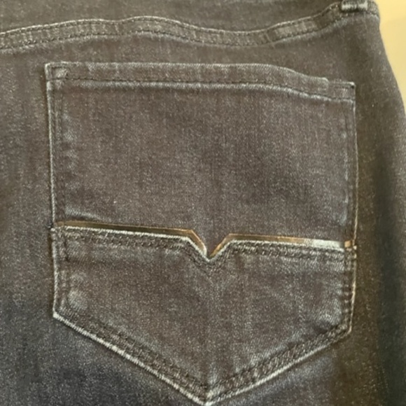 Buffalo David Bitton Jeans in Dark Wash, Size 30 - Picture 4 of 5